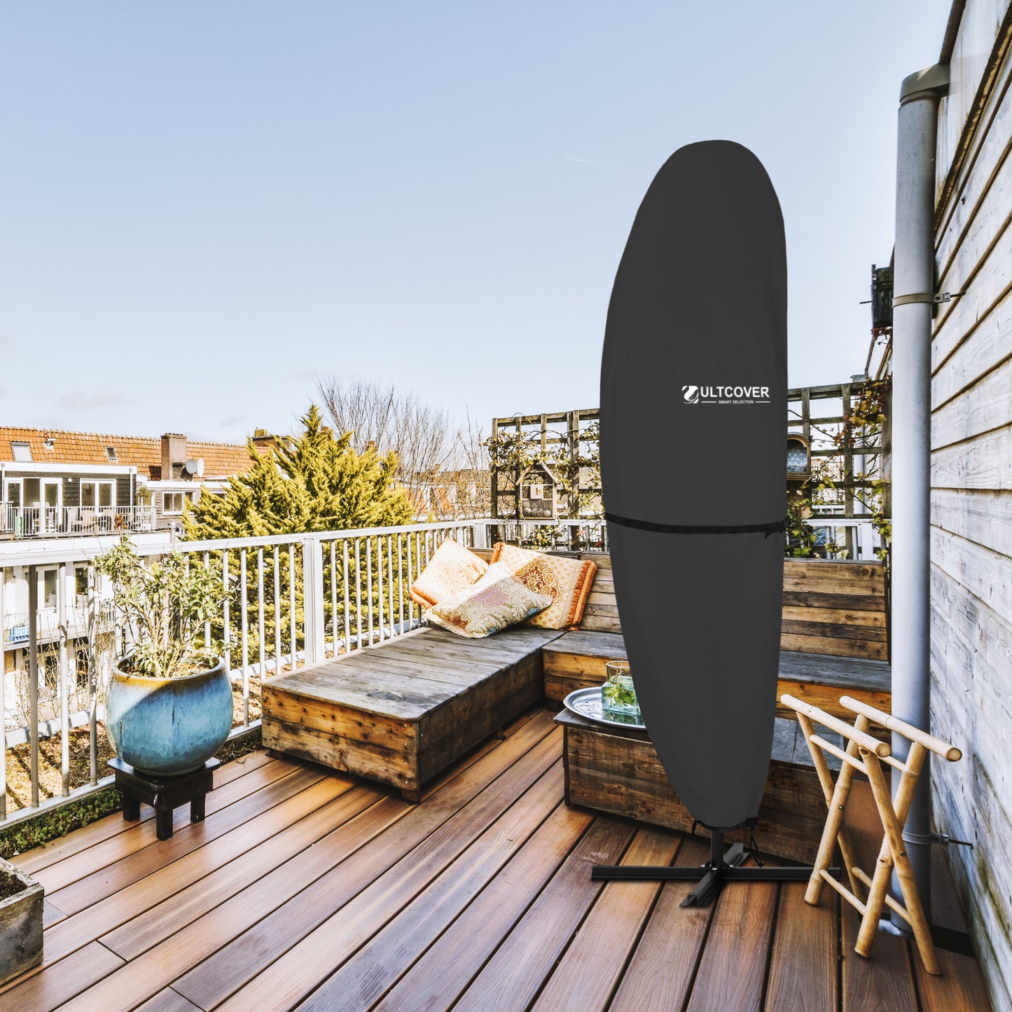 Outdoor deck with a Ziltcover product on a stand black